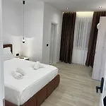 Restorant Binjaket Hotel *
