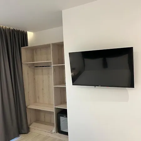 Restorant Binjaket Ξενοδοχείο