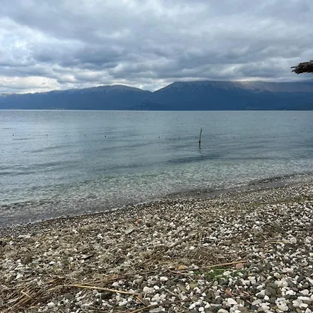 Restorant Binjaket Ξενοδοχείο *