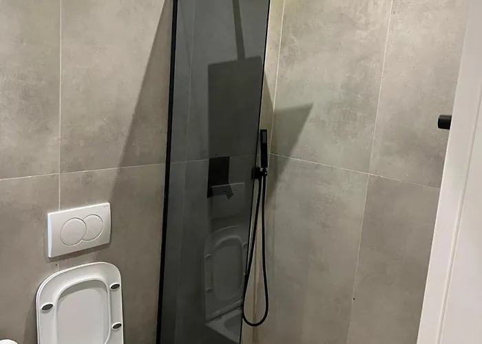 Hotel Restorant Binjaket Memlishte