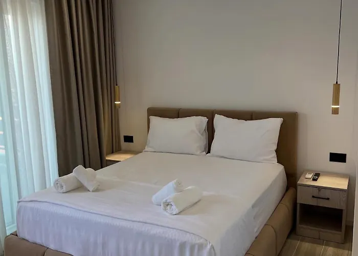 Restorant Binjaket Hotel *