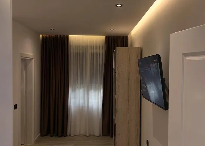 Restorant Binjaket * Memlishte