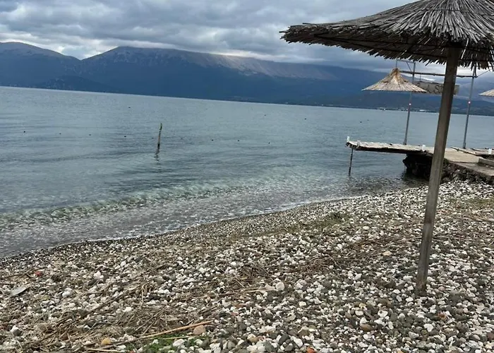 Hotel Restorant Binjaket *